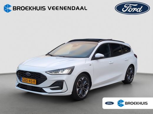 Ford Focus Wagon 1.0 EcoB ST Line X Panoramadak | 18 Inch LMV | Winterpack | El.Klep