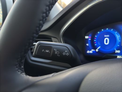 Ford Focus Wagon 1.0 Hybrid Titanium X | Winter Pack | Camera | Cruise Control | Keyless ActivLease financial lease