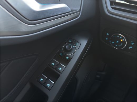 Ford Focus Wagon 1.0 Hybrid Titanium X | Winter Pack | Camera | Cruise Control | Keyless ActivLease financial lease