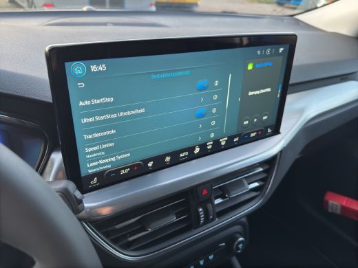 Ford Focus Wagon 1.0 Hybrid Titanium X | Winter Pack | Camera | Cruise Control | Keyless ActivLease financial lease