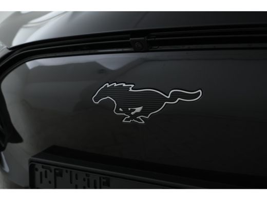 Ford Mustang Mach-E Mach-E AWD 75 kWh ActivLease financial lease