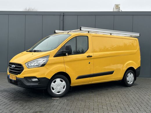 Ford Transit Custom 2.0 TDCI / L2H1 / 2.800 KG AHG / 1e EIG. / 45.870 KM / IMPERIAAL / TREKHAAK / AIRCO / CRUISE / ST... ActivLease financial lease