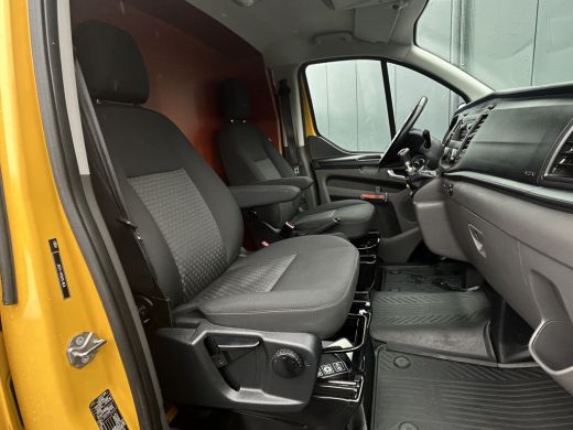 Ford Transit Custom 2.0 TDCI / L2H1 / 2.800 KG AHG / 1e EIG. / 45.870 KM / IMPERIAAL / TREKHAAK / AIRCO / CRUISE / ST... ActivLease financial lease