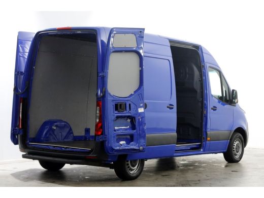 Mercedes-Benz Sprinter 311 CDI 115pk L2H2 Airco/CarPlay 12-2018 ActivLease financial lease