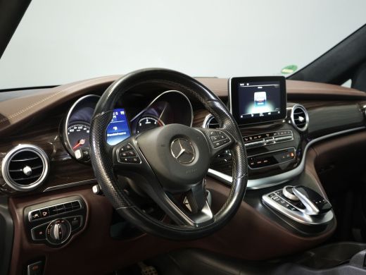 Mercedes-Benz V-Klasse 250d DC Dubbel Cabine Exclusive AMG/ Pano/ Stoelvent./ Mem.Stoelen/ Koelvak/ Adapt.Cruise/ 360 Ca... ActivLease financial lease