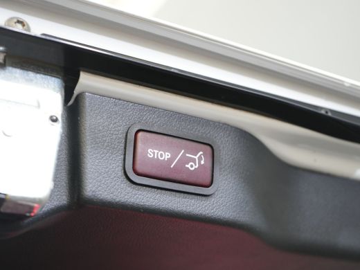 Mercedes-Benz V-Klasse 250d DC Dubbel Cabine Exclusive AMG/ Pano/ Stoelvent./ Mem.Stoelen/ Koelvak/ Adapt.Cruise/ 360 Ca... ActivLease financial lease