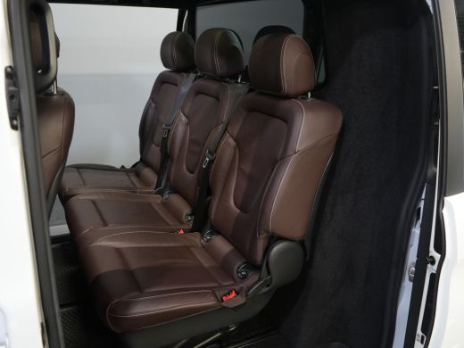 Mercedes-Benz V-Klasse 250d DC Dubbel Cabine Exclusive AMG/ Pano/ Stoelvent./ Mem.Stoelen/ Koelvak/ Adapt.Cruise/ 360 Ca... ActivLease financial lease