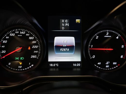 Mercedes-Benz V-Klasse 250d DC Dubbel Cabine Exclusive AMG/ Pano/ Stoelvent./ Mem.Stoelen/ Koelvak/ Adapt.Cruise/ 360 Ca... ActivLease financial lease