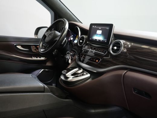 Mercedes-Benz V-Klasse 250d DC Dubbel Cabine Exclusive AMG/ Pano/ Stoelvent./ Mem.Stoelen/ Koelvak/ Adapt.Cruise/ 360 Ca... ActivLease financial lease