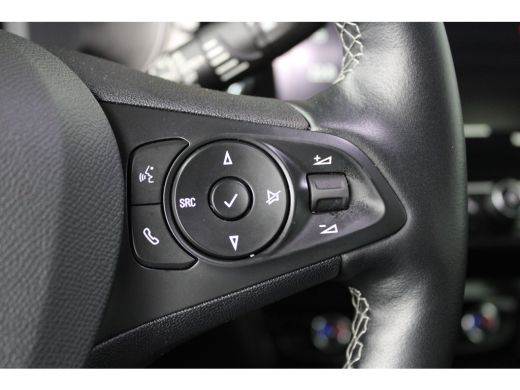 Opel Corsa-e Elegance 50 kWh 3 Fase | Warmtepomp | Navigatie | Apple Carplay | Climate control | Dodehoek dete... ActivLease financial lease