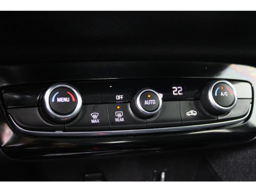 Opel Corsa-e Elegance 50 kWh 3 Fase | Warmtepomp | Navigatie | Apple Carplay | Climate control | Dodehoek dete... ActivLease financial lease