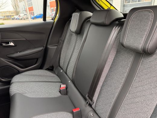 Peugeot 208 1.2 PureTech 100PK Allure | Demo Deal | Camera | parkeersensoren | Apple Carplay / Android Auto |... ActivLease financial lease