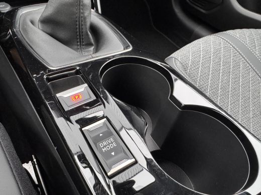 Peugeot 208 1.2 PureTech 100PK Allure | Demo Deal | Camera | parkeersensoren | Apple Carplay / Android Auto |... ActivLease financial lease