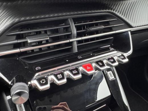 Peugeot 208 1.2 PureTech 100PK Allure | Demo Deal | Camera | parkeersensoren | Apple Carplay / Android Auto |... ActivLease financial lease