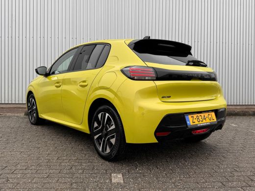 Peugeot 208 1.2 PureTech 100PK Allure | Demo Deal | Camera | parkeersensoren | Apple Carplay / Android Auto |... ActivLease financial lease