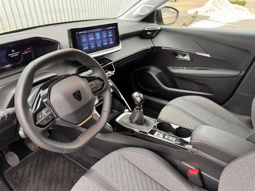 Peugeot 208 1.2 PureTech 100PK Allure | Demo Deal | Camera | parkeersensoren | Apple Carplay / Android Auto |... ActivLease financial lease