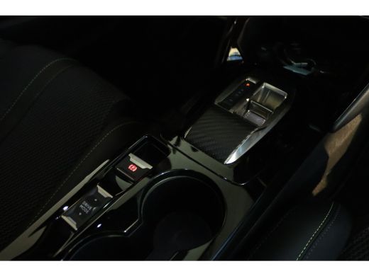 Peugeot 208 Hybrid 110 e-DCS6 GT | Cruise Control | 360 Camera | Navigatie | Carplay | Keyless | BLIS | 17 Inch ActivLease financial lease