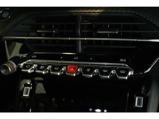 Peugeot 208 Hybrid 110 e-DCS6 GT | Cruise Control | 360 Camera | Navigatie | Carplay | Keyless | BLIS | 17 Inch ActivLease financial lease