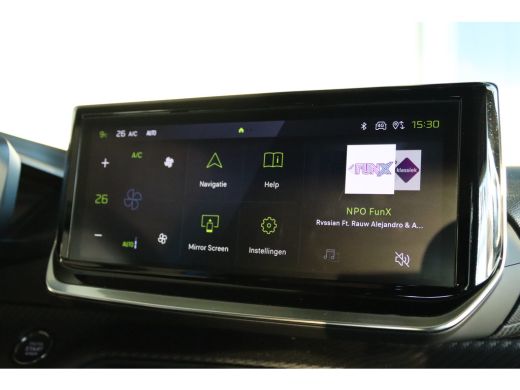 Peugeot 208 Hybrid 110 e-DCS6 GT | Cruise Control | 360 Camera | Navigatie | Carplay | Keyless | BLIS | 17 Inch ActivLease financial lease