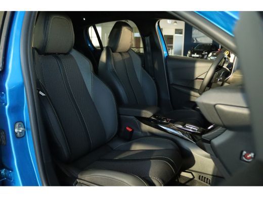 Peugeot 208 Hybrid 110 e-DCS6 GT | Cruise Control | 360 Camera | Navigatie | Carplay | Keyless | BLIS | 17 Inch ActivLease financial lease