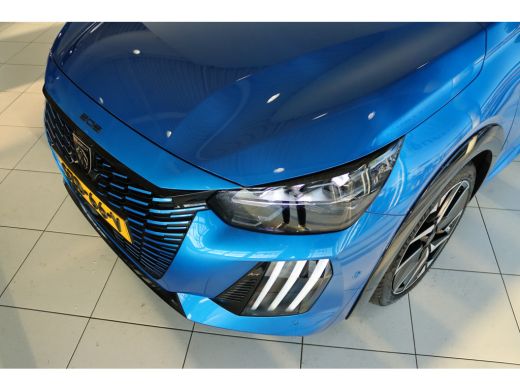 Peugeot 208 Hybrid 110 e-DCS6 GT | Cruise Control | 360 Camera | Navigatie | Carplay | Keyless | BLIS | 17 Inch ActivLease financial lease
