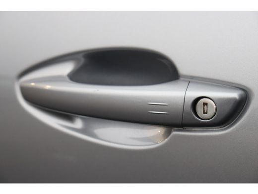 Peugeot 3008 1.2 PURETECH 130PK ALLURE CROSSWAY / NAVI / LEDER / XENON / CLIMA / LED / PDC / 19" LMV / KEYLESS... ActivLease financial lease