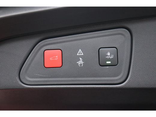 Peugeot 3008 1.2 PURETECH 130PK ALLURE CROSSWAY / NAVI / LEDER / XENON / CLIMA / LED / PDC / 19" LMV / KEYLESS... ActivLease financial lease