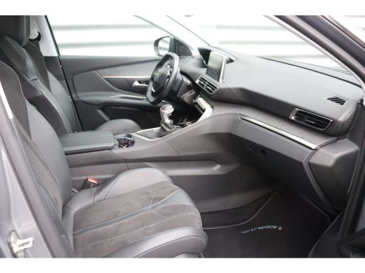 Peugeot 3008 1.2 PURETECH 130PK ALLURE CROSSWAY / NAVI / LEDER / XENON / CLIMA / LED / PDC / 19" LMV / KEYLESS... ActivLease financial lease