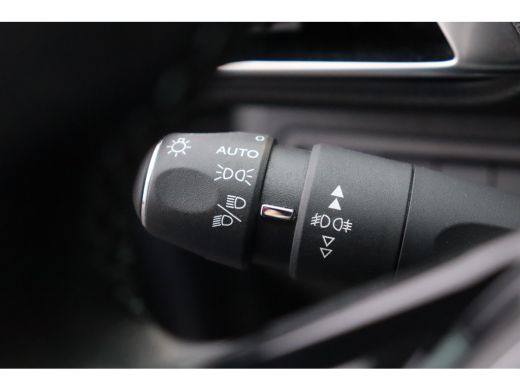 Peugeot 3008 1.2 PURETECH 130PK ALLURE CROSSWAY / NAVI / LEDER / XENON / CLIMA / LED / PDC / 19" LMV / KEYLESS... ActivLease financial lease