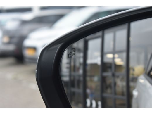 Peugeot 5008 1.2 Hybrid GT 145pk 7p. | Massage | Schuif-/Kanteldak | Elektr. Stoelen | Stoelverwarming | Elekt... ActivLease financial lease