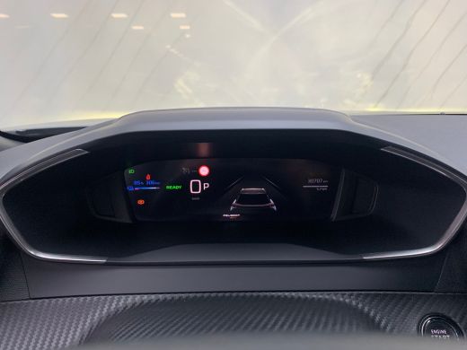 Peugeot e-2008 EV Allure 54 kWh Airco | Camera | Cruise Control | DAB | Keyless | LED | Navi | PDC V&A | ActivLease financial lease