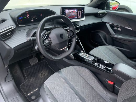 Peugeot e-2008 EV Allure 54 kWh Airco | Camera | Cruise Control | DAB | Keyless | LED | Navi | PDC V&A | ActivLease financial lease