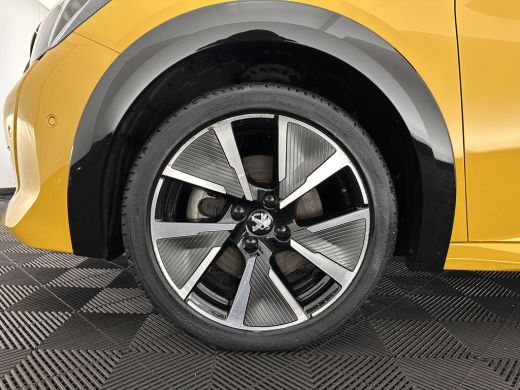 Peugeot e-208 EV GT 350 50 kWh [ 3-Fase ] {SOH-88%} (INCL-BTW) *LEATHER-ALCANTARA | FULL-LED | DIGI-COCKPIT | B... ActivLease financial lease