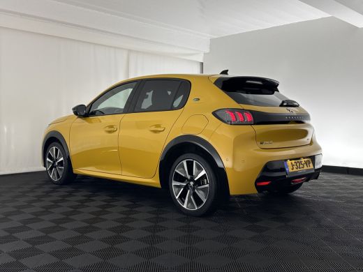 Peugeot e-208 EV GT 350 50 kWh [ 3-Fase ] {SOH-88%} (INCL-BTW) *LEATHER-ALCANTARA | FULL-LED | DIGI-COCKPIT | B... ActivLease financial lease