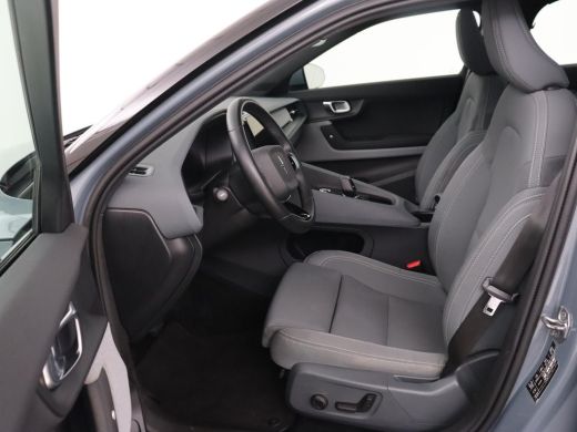 Polestar 2 Long Range Dual Motor Launch Edition 78kWh | Panoramadak | Trekhaak | 360 Camera | Achterbankverw... ActivLease financial lease