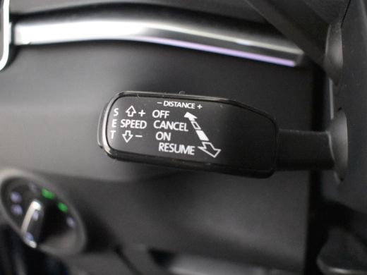 Skoda Karoq 1.5 TSI ACT Style Business 150pk DSG/AUTO | Trekhaak | Panoramadak | Dodehoekdetectie | Canton au... ActivLease financial lease