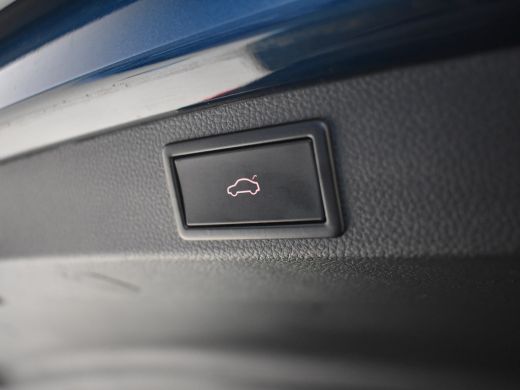 Skoda Karoq 1.5 TSI ACT Style Business 150pk DSG/AUTO | Trekhaak | Panoramadak | Dodehoekdetectie | Canton au... ActivLease financial lease