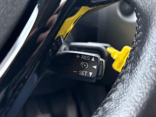 Toyota Aygo 1.0 VVT-i x-play **APPLE CARPLAY/ AIRCO/ BEGRENZER/ 36 MAANDEN GARANTIE** ActivLease financial lease