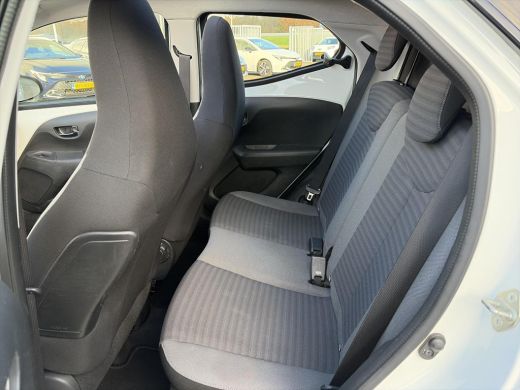 Toyota Aygo 1.0 VVT-i x-play limited cabrio ActivLease financial lease