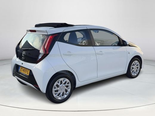Toyota Aygo 1.0 VVT-i x-play limited cabrio ActivLease financial lease