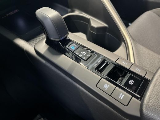 Toyota C-HR 2.0 Plug-in Hybrid 220 Executive | All-in prijs | Automaat | Stoelverwarming | voorstoel memory ActivLease financial lease