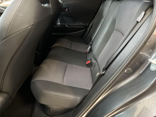 Toyota C-HR 2.0 Plug-in Hybrid 220 Executive | All-in prijs | Automaat | Stoelverwarming | voorstoel memory ActivLease financial lease