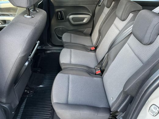 Toyota ProAce ProAce city Verso 50KWH Lang 7P | Navigatie | Parkeersensoren | Stoelverwarming | Keyless entry | ActivLease financial lease