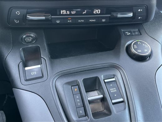 Toyota ProAce ProAce city Verso 50KWH Lang 7P | Navigatie | Parkeersensoren | Stoelverwarming | Keyless entry | ActivLease financial lease