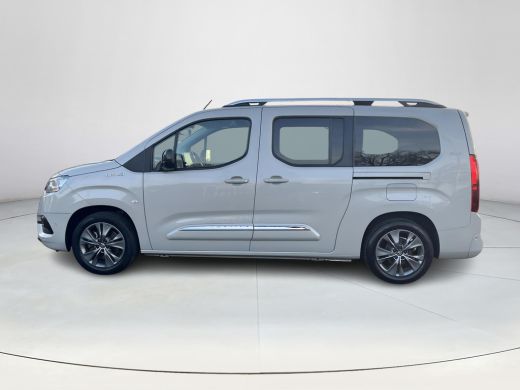 Toyota ProAce ProAce city Verso 50KWH Lang 7P | Navigatie | Parkeersensoren | Stoelverwarming | Keyless entry | ActivLease financial lease