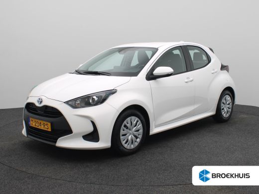 Toyota Yaris 1.5 Hybrid Active | Achteruitrijcamera | Airco (automatisch) | Armsteun voor