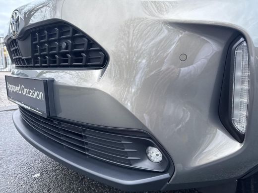 Toyota Yaris Cross 1.5 Hybrid 115 Dynamic Comfort Pack | 06-10141018 Voor meer informatie ActivLease financial lease