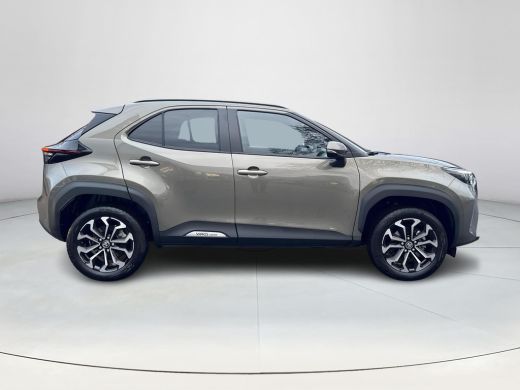 Toyota Yaris Cross 1.5 Hybrid 115 Dynamic Comfort Pack | 06-10141018 Voor meer informatie ActivLease financial lease