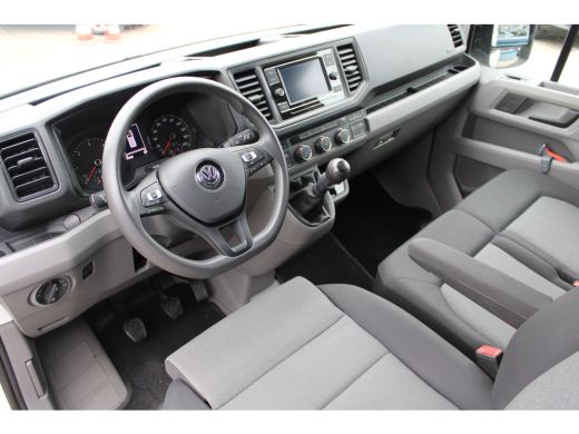 Volkswagen Crafter L3H3 2.0 TDI 140 PK Highline | CAMERA | TREKHAAK | GEVEERDE STOEL | ALL-SEASON BANDEN ActivLease financial lease