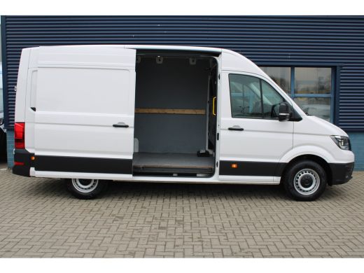 Volkswagen Crafter L3H3 2.0 TDI 140 PK Highline | CAMERA | TREKHAAK | GEVEERDE STOEL | ALL-SEASON BANDEN ActivLease financial lease